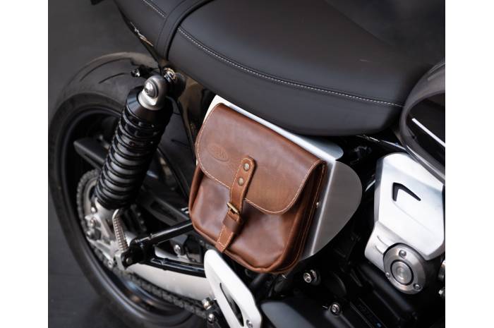 triumph speed twin bags